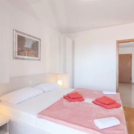 Appartement Dora Makarska