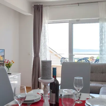 Dora Appartement Makarska