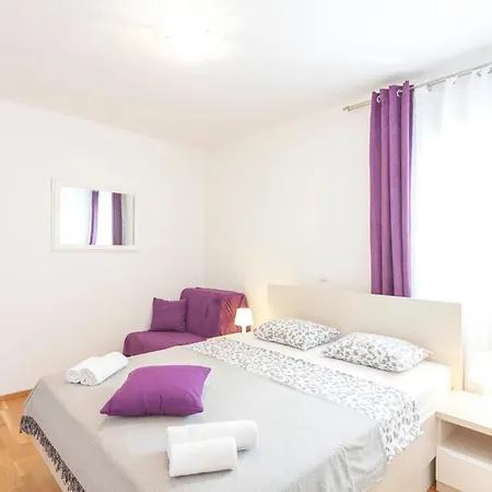 Dora Appartement Makarska
