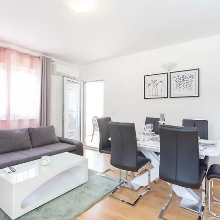 شقة Dora ماكارسكا