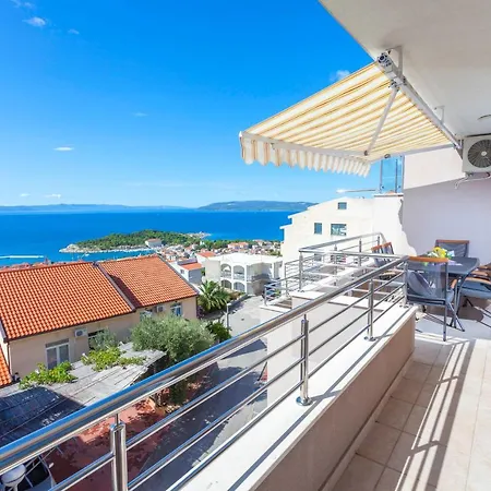 Dora ماكارسكا