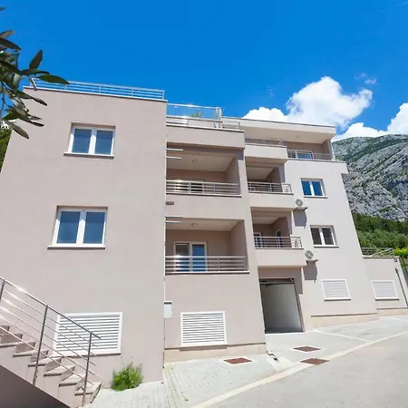 Dora Apartment Makarska