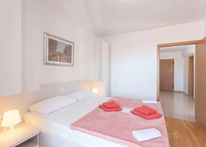 Apartment Dora Makarska