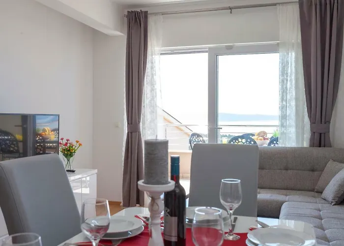 Dora Apartment Makarska