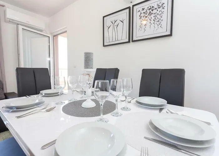 Apartment Dora Makarska