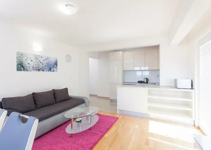 Dora Apartment Makarska